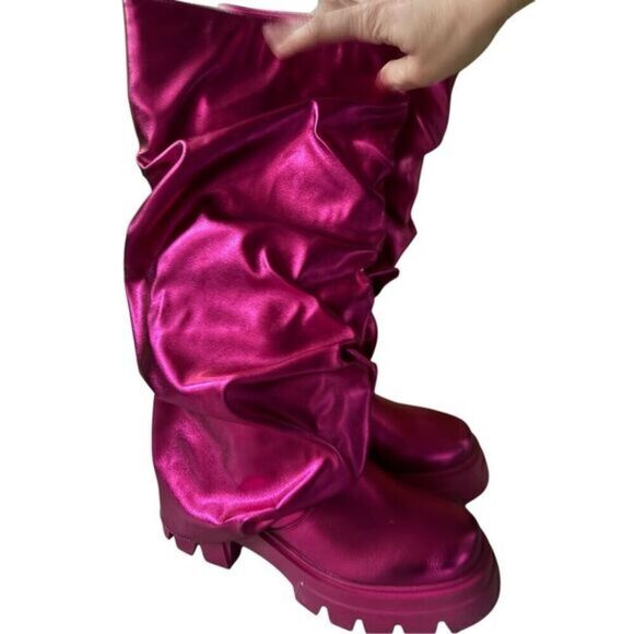 Tate McRae y2k Space Boots - Picture 1 of 5